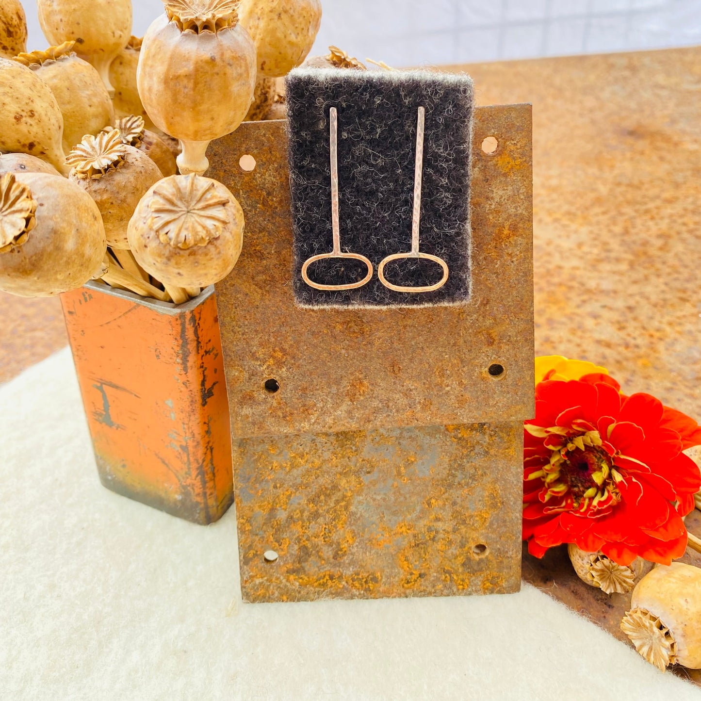 Post Earrings 14k Gold Circle