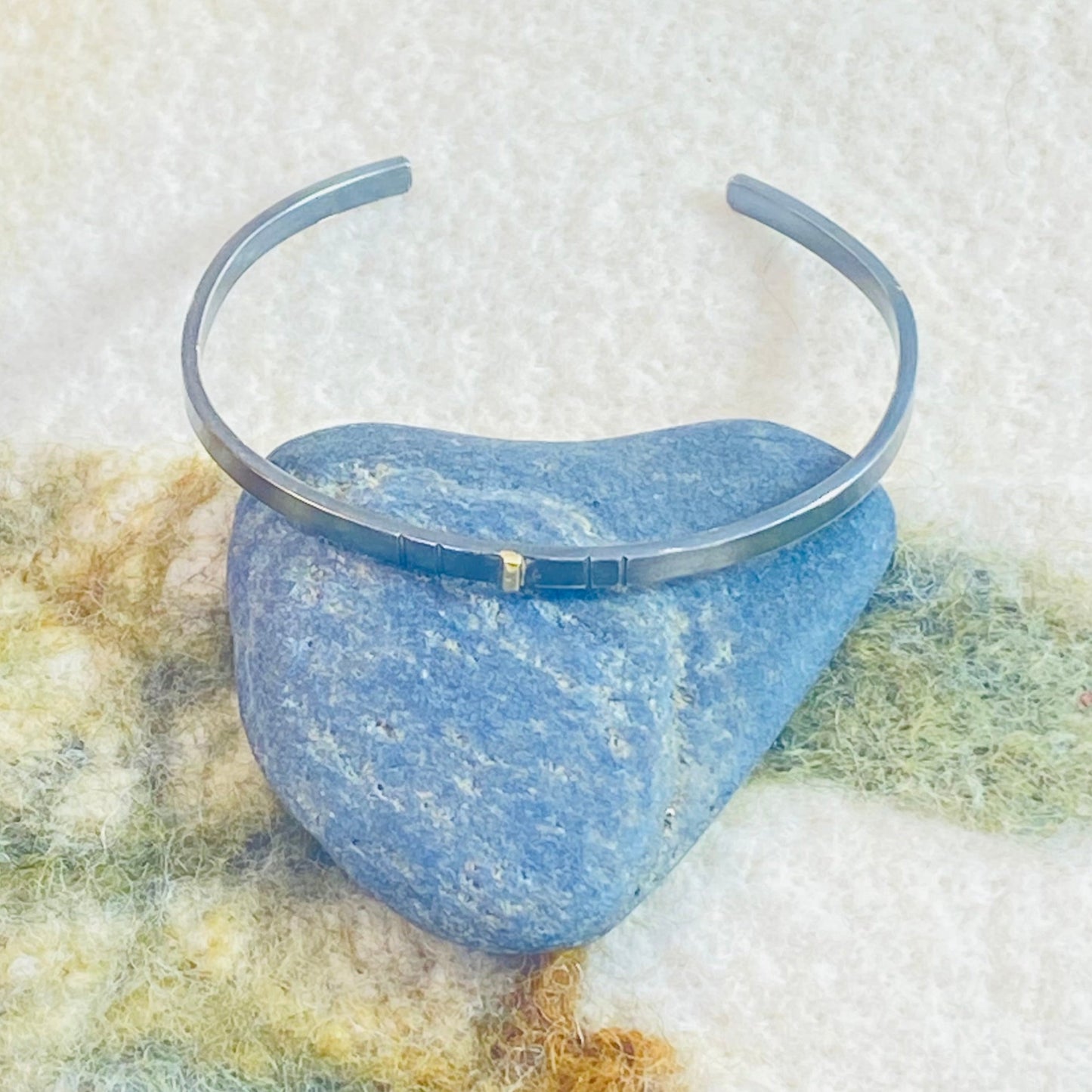 Mens Cuff with Bar of Gold