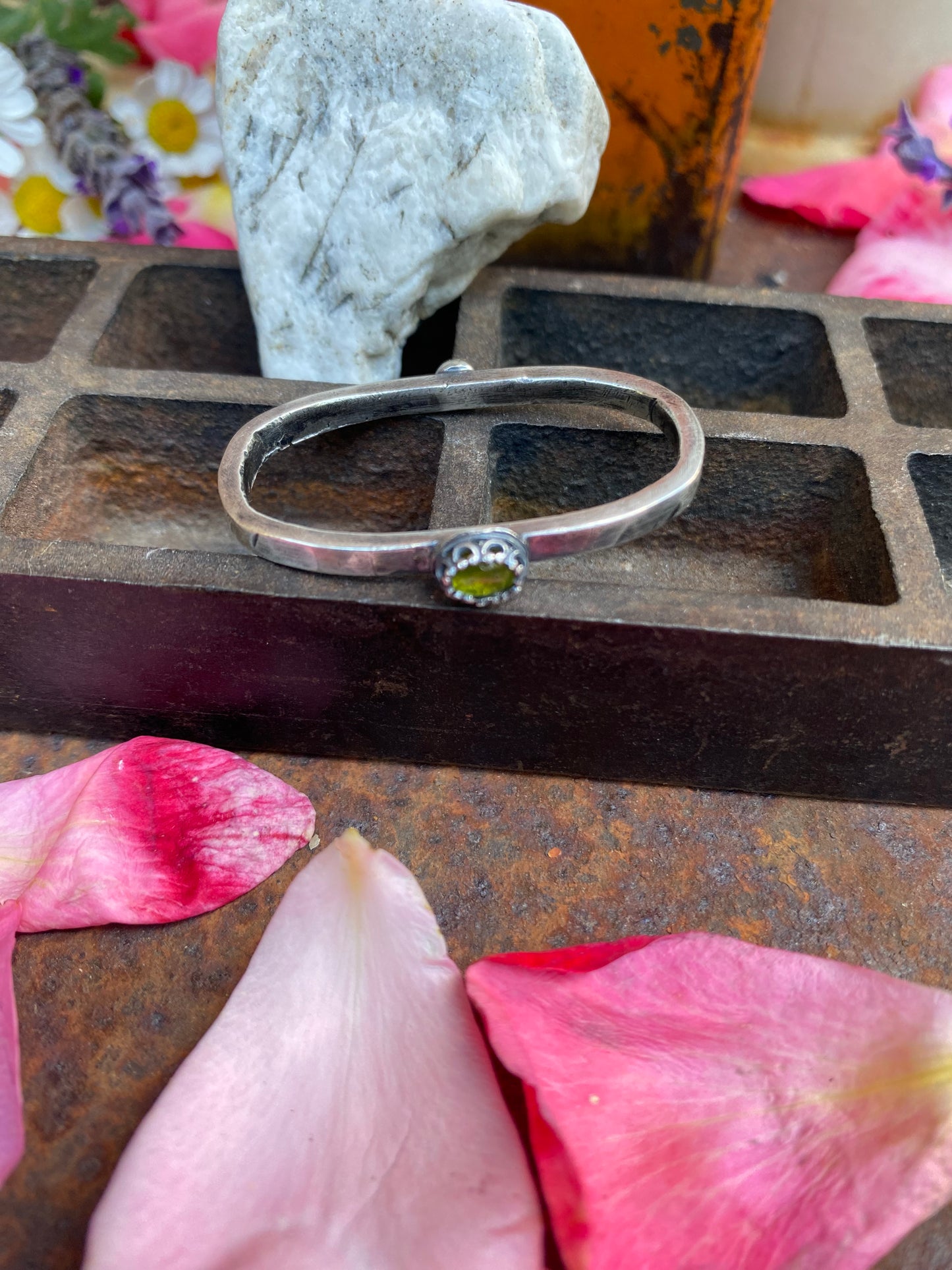Vesuvianite Two Finger Ring