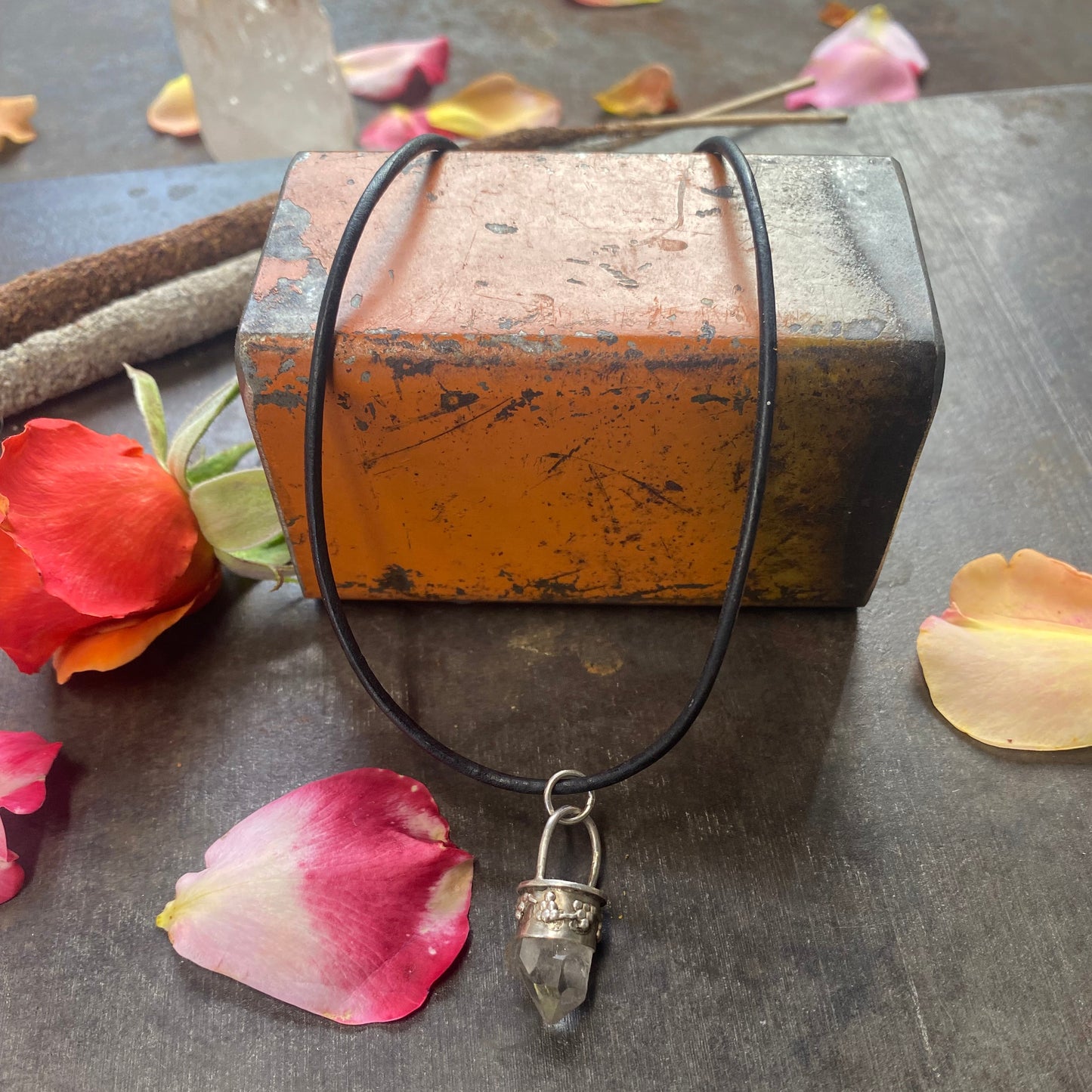 Simple Leather Choker with Arkansas Kansas Crystal