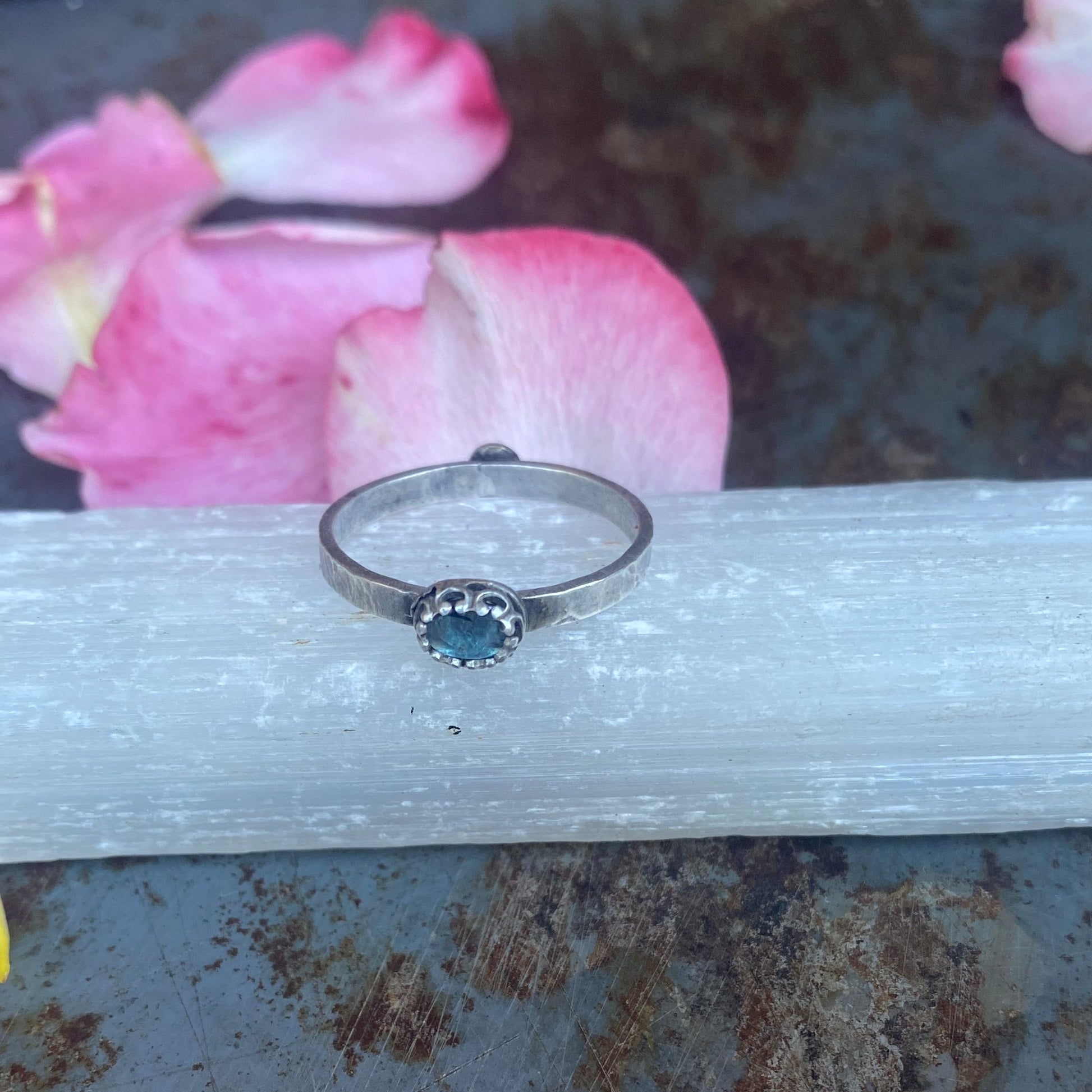 Kyanite Gemstone