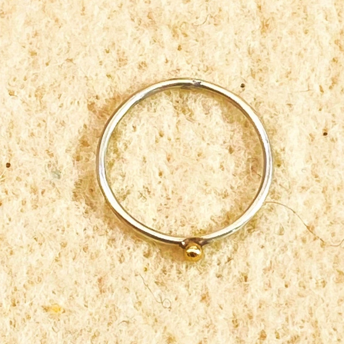 14K dot ring